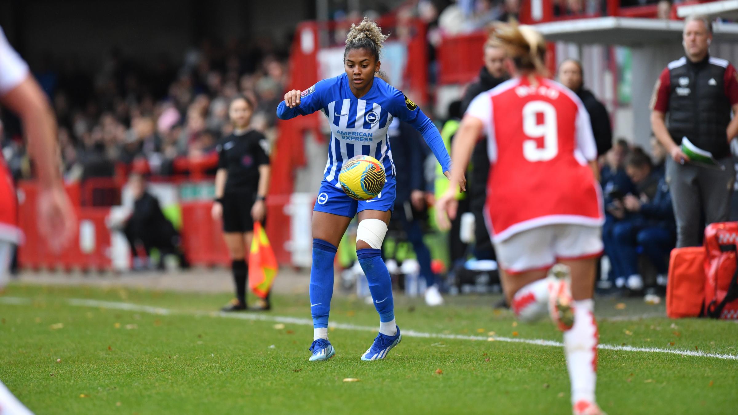 Brighton lose 3-0 to Arsenal before 4,921 at Crawley in WSL