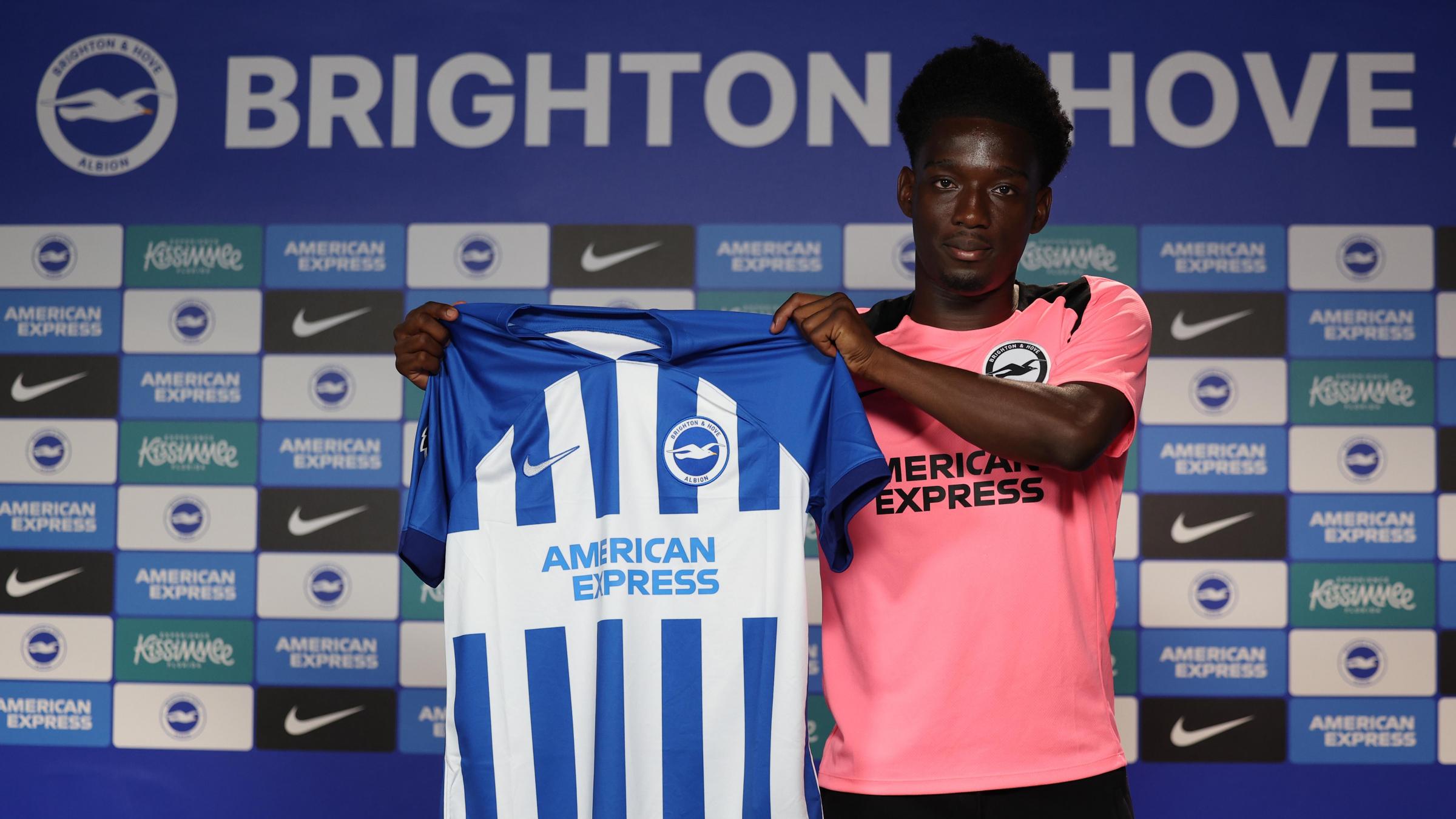 Brighton sign ex-Arsenal youngster Amario Cozier-Duberry